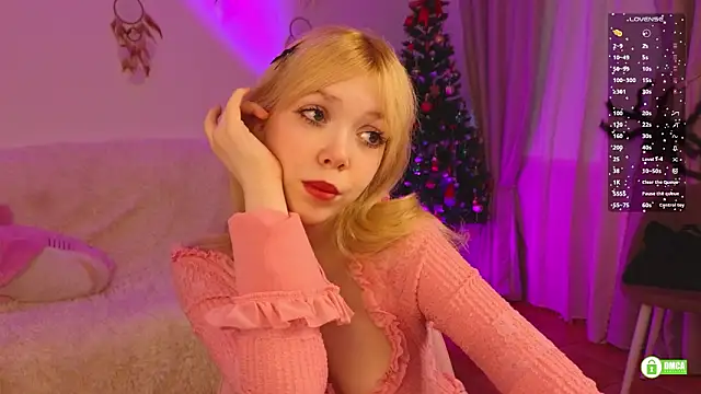 Snapshot of Rochelle_kitty chatting on 10, 2, 2026 Rochelle kitty online show from 10, 2, 2026