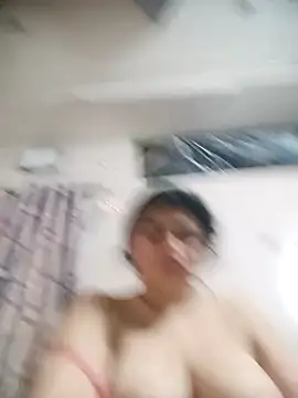 candyy 0404 online show from 17, 2, 2026