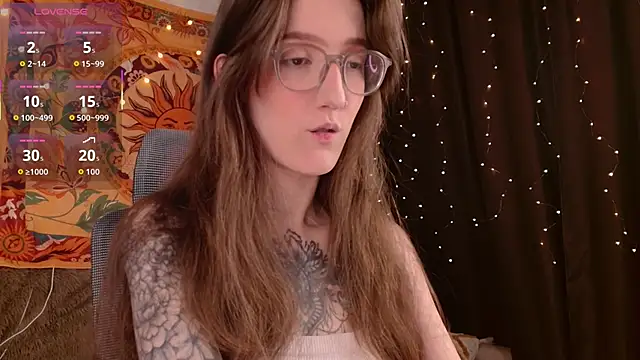 lolami  online show from 15, 4, 2026