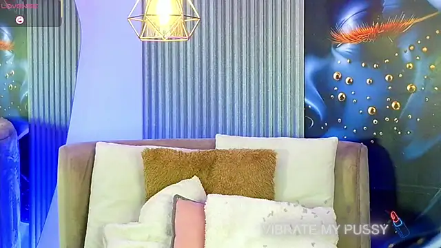 AURORA BLOOM CR online show from 13, 4, 2026