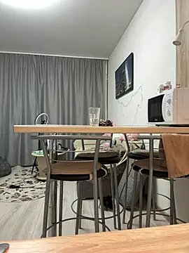 Snapshot of heavenly_charm chatting on 25, 2, 2026 heavenly charm online show from 25, 2, 2026