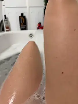 Ninimaus online show from 1, 3, 2026