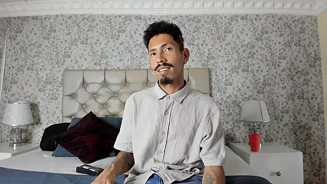 NoaahTylor online show from 27, 3, 2026