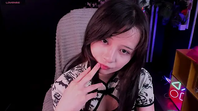 May Ling online show from 4, 7, 2026