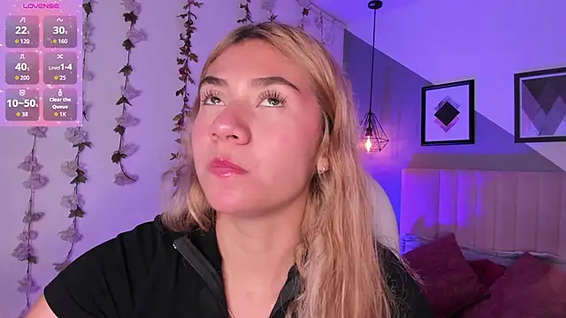 Chris Velvett online show from 13, 4, 2026