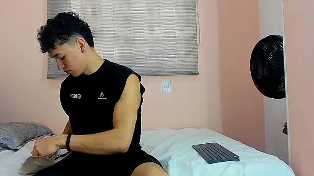 Muscle  Myke online show from 3, 3, 2026