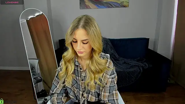 Silen Tori online show from 8, 3, 2026