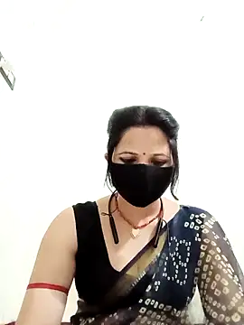 karishma Bhabhi online show from 18, 4, 2026