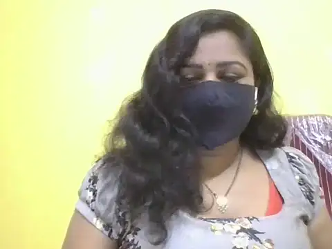 Snapshot of anu-reddyy chatting on 24, 6, 2026 anu-reddyy online show from 24, 6, 2026