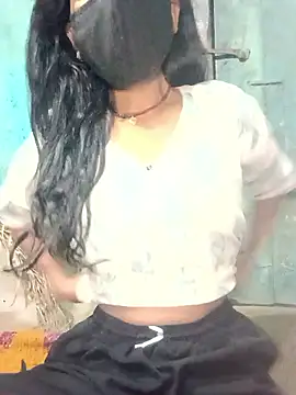 Desi Couple P online show from 28, 5, 2026
