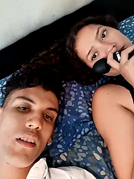 Snapshot of blakeandallisa chatting on 24, 2, 2026 blakeandallisa online show from 24, 2, 2026