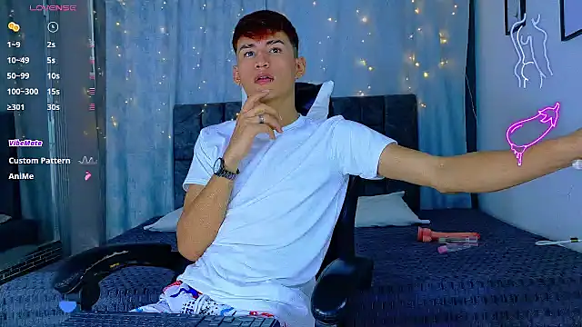 NicolasTorrez online show from 4, 4, 2026