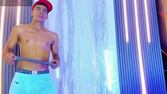 Snapshot of Vicky_and_Jeyco chatting on 18, 2, 2026 Vicky and Jeyco online show from 18, 2, 2026