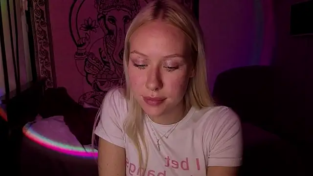 pureeangel online show from 9, 4, 2026