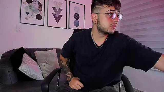 Snapshot of ethan_grace chatting on 28, 2, 2026 ethan grace online show from 28, 2, 2026