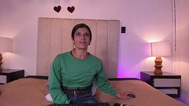 MissMilf  online show from 27, 6, 2026