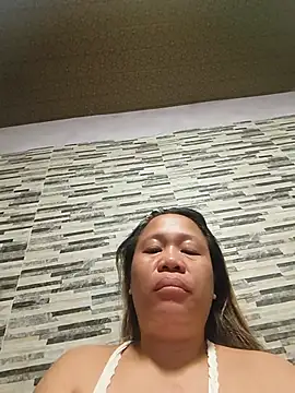 squirtshantal online show from 3, 6, 2026