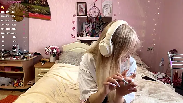 MelissaZaria online show from 15, 4, 2026