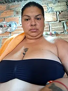 Snapshot of Juli_Powl chatting on 26, 2, 2026 Juli Powl online show from 26, 2, 2026