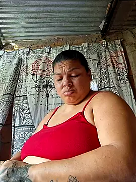 Snapshot of Juli_Powl chatting on 5, 7, 2026 Juli Powl online show from 5, 7, 2026