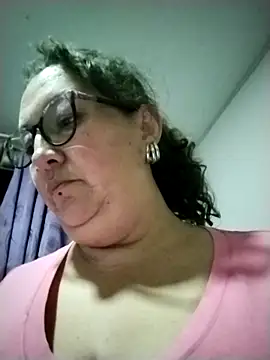 Snapshot of _Saraqueen chatting on 3, 3, 2026 Saraqueen online show from 3, 3, 2026