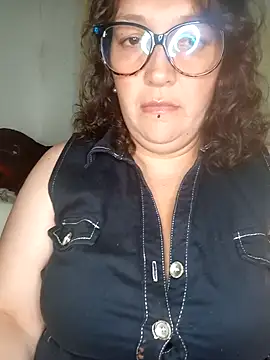  Saraqueen online show from 5, 4, 2026