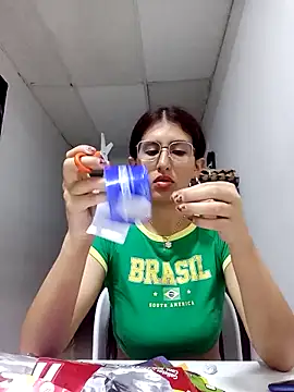 Esperanza  hot online show from 16, 2, 2026