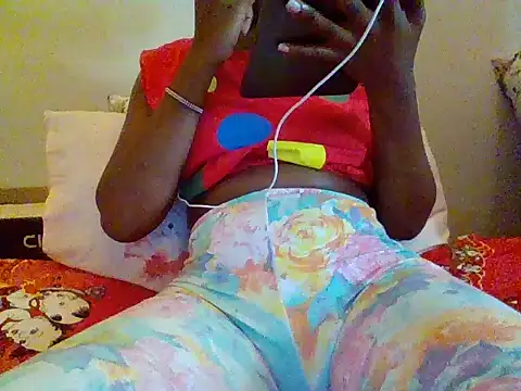 Lunateddy online show from 25, 2, 2026