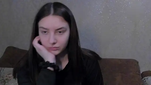 Snapshot of love_lina_muuur chatting on 2, 3, 2026 love lina muuur online show from 2, 3, 2026