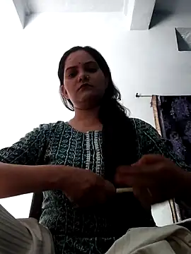 Anushka Singh0 online show from 25, 5, 2026