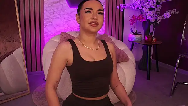 SashaLorrenz online show from 5, 6, 2026
