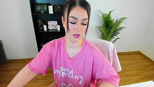 khloe starrr online show from 11, 4, 2026