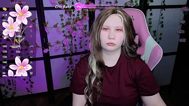 Snapshot of kitsune_little chatting on 24, 4, 2026 kitsune little online show from 24, 4, 2026