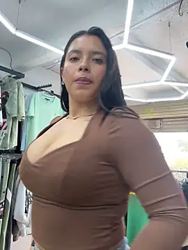 Miss Bella Flame online show from 13, 4, 2026