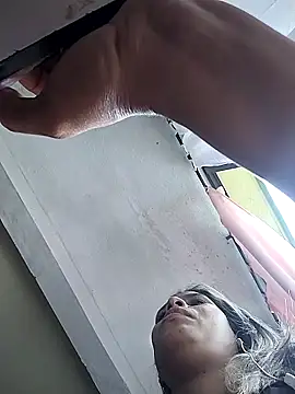 Snapshot of Regina_23 chatting on 1, 3, 2026 Regina 23 online show from 1, 3, 2026