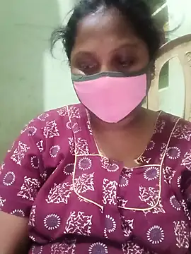 Snapshot of tamilkaviya431 chatting on 4, 6, 2026 tamilkaviya431 online show from 4, 6, 2026