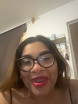 Snapshot of ludmila_x chatting on 9, 4, 2026 ludmila x online show from 9, 4, 2026