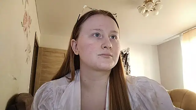 AnikaLipps online show from 21, 3, 2026