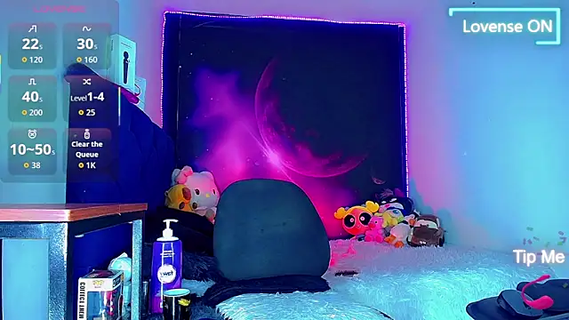 Snapshot of ThaliGirl21 chatting on 22, 5, 2026 ThaliGirl21 online show from 22, 5, 2026