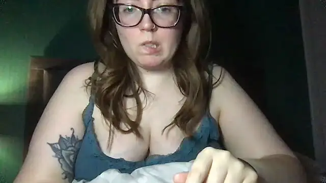 CurvyBx online show from 24, 2, 2026