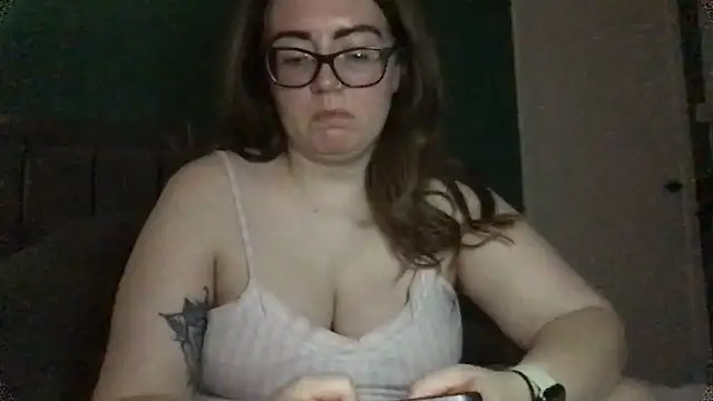 CurvyBx online show from 10, 3, 2026