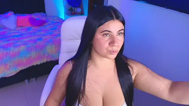 Snapshot of Alice_Sweet_E chatting on 6, 6, 2026 Alice Sweet E online show from 6, 6, 2026