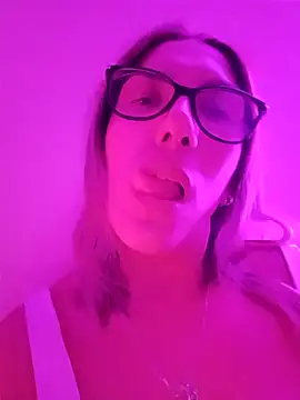 Silreinadorada online show from 19, 3, 2026