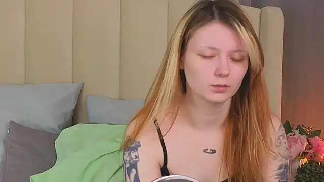 AlyssFrost online show from 21, 5, 2026