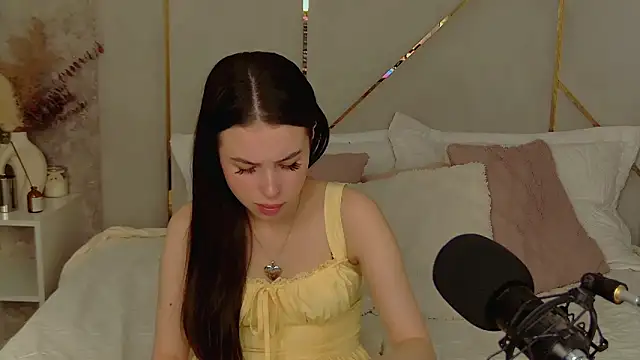 Snapshot of LanaLedger chatting on 22, 2, 2026 LanaLedger online show from 22, 2, 2026