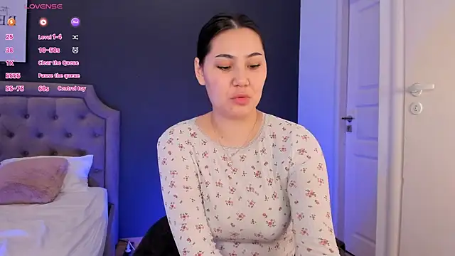 Lina Loon online show from 2, 4, 2026