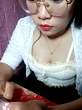 Eye-squirt online show from 27, 2, 2026