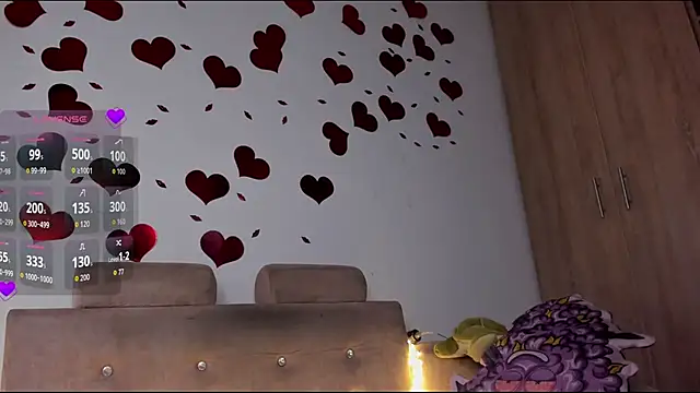 Giulia Cash online show from 4, 4, 2026