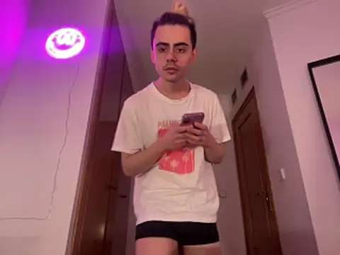 Snapshot of YourFavouriteTwink chatting on 17, 2, 2026 YourFavouriteTwink online show from 17, 2, 2026