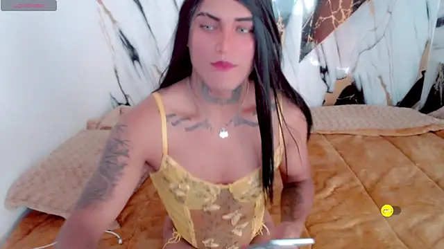 Snapshot of Sofia_HotSexi chatting on 17, 2, 2026 Sofia HotSexi online show from 17, 2, 2026